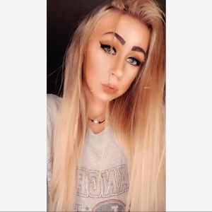 Meet your Posher, Caitlin